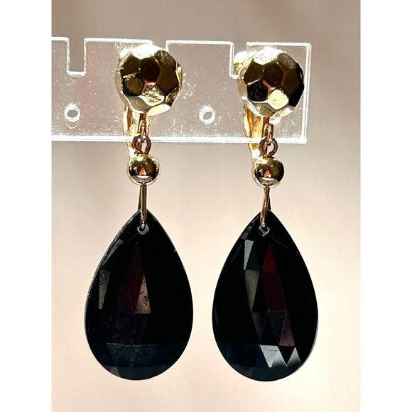 Louis Feraud Black Lucite Faceted Teardrop Gold Tone Clip on Earrings 1983 VTG - Picture 1 of 10